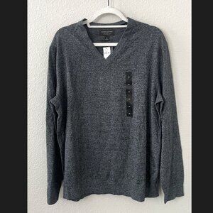 NWT Banana Republic Premium Luxe Yarn Grey V-neck Sweater